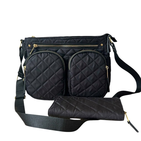 Black Quilted Shoulder Crossbody Purse with matching wallet - Picture 1 of 12